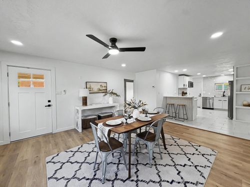5113 San Luis Pl Nw, Albuquerque, NM, 87107-3862 | Card Image