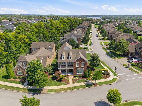 1655 Noah Ln, Gallatin, TN, 37066-7581 | Card Image
