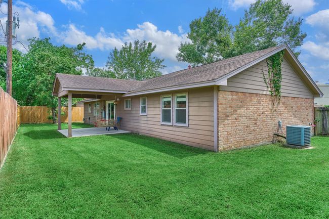 29318 Waltham St, House other with 3 bedrooms, 2 bathrooms and 2 parking in Spring TX | Image 27