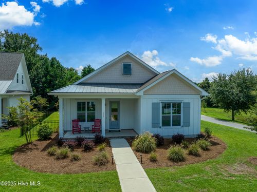 332 Cornubia Dr, Castle Hayne, NC, 28429-1406 | Card Image