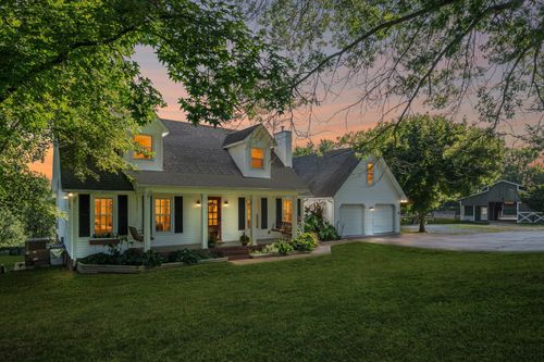 3188 Hampshire Pike, Mount Pleasant, TN, 38474-3028 | Card Image