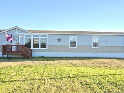 250 County Road 4631, Hondo, TX, 78861-6305 | Card Image