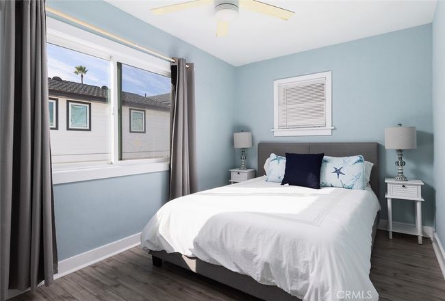 1113 W Balboa Blvd, House other with 6 bedrooms, 4 bathrooms and 2 parking in Newport Beach CA | Image 33