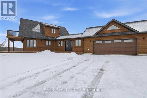 777 River Rd, Lindsay, ON, K9V4R4 | Card Image