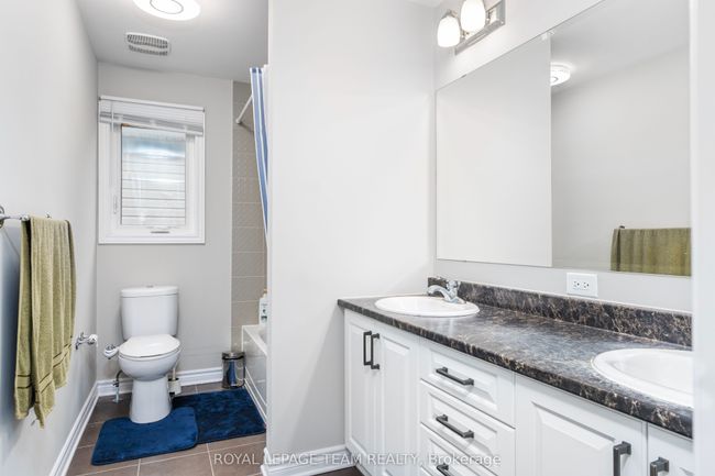 UPPER - 12 Knockaderry Crescent, House other with 3 bedrooms, 3 bathrooms and 2 parking in Barrhaven ON | Image 24