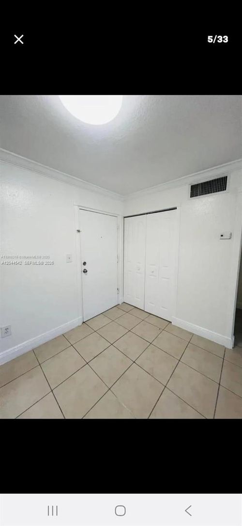224-606 W 81st St, Hialeah, FL, 33014-4154 | Card Image