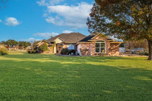 2100 Wood Duck Ln, Granbury, TX, 76049-5573 | Card Image