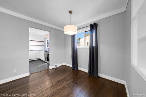 4638 Berwyn Dr, Warren, MI, 48092-1152 | Card Image