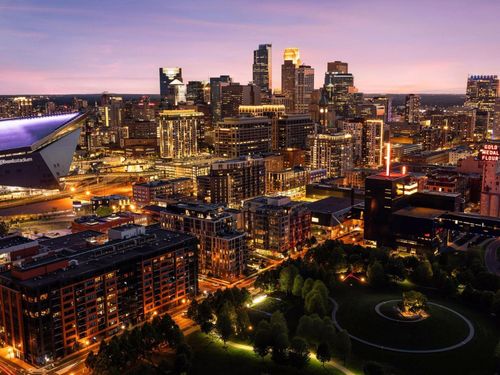 unit-33a-1111 W River Pkwy, Minneapolis, MN, 55415-7538 | Card Image