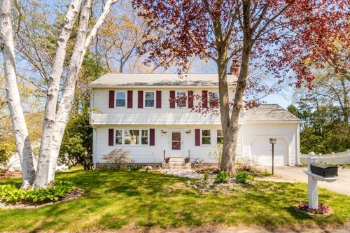 6 Dennis Rd, Milford, MA, 01757-1559 | Card Image