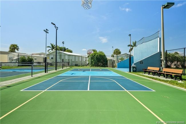 1109 Nettles Blvd, House other with 2 bedrooms, 2 bathrooms and 1 parking in Jensen Beach FL | Image 61