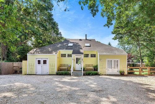 4 19th Street, East Hampton, NY, 11937 | Card Image