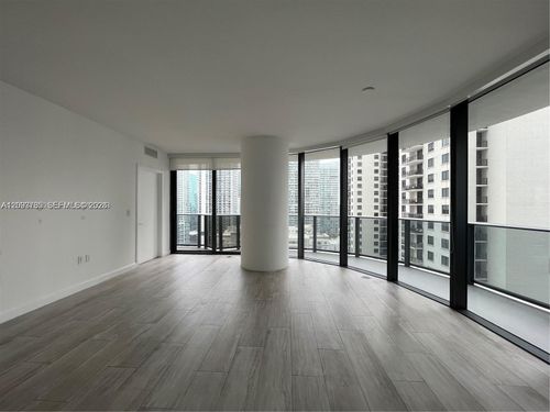 1906-55 9th St, Miami, FL, 33130-3995 | Card Image
