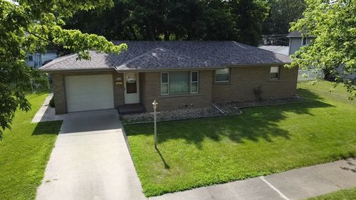 224 S Prairie Ave, Bradley, IL, 60915-2038 | Card Image