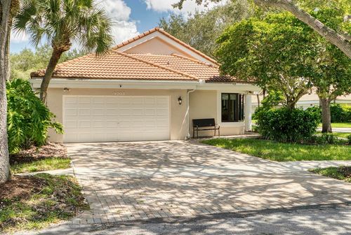 9701 Nw 18th Ct, Plantation, FL, 33322-5680 | Card Image