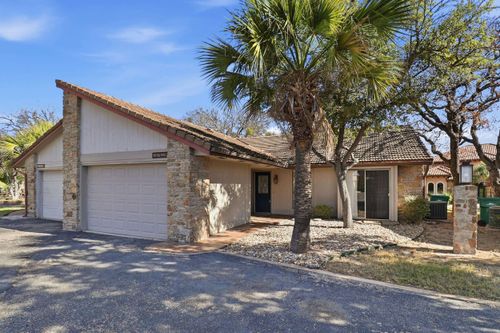 100 Bay Point Dr, Horseshoe Bay, TX, 78657-6091 | Card Image