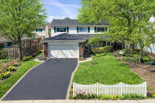 1008 Oxford Rd, Deerfield, IL, 60015-3323 | Card Image