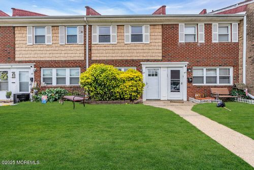 84 Briar Mills Dr, Brick, NJ, 08724-1400 | Card Image