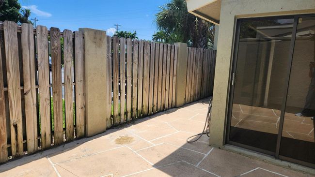 164 Meadows Dr, Home with 3 bedrooms, 2 bathrooms and null parking in Boynton Beach FL | Image 19