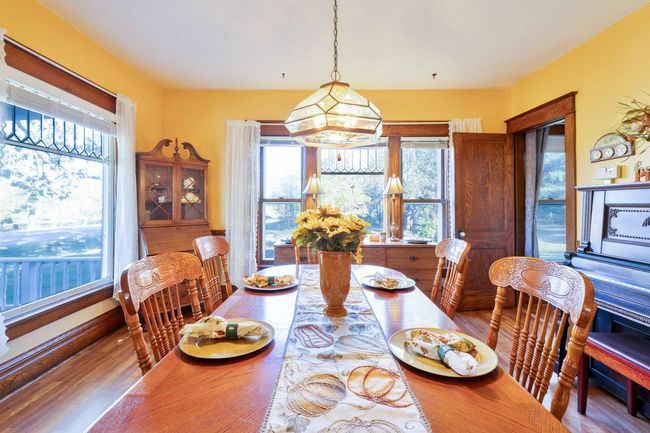 E7695B Highway 23/33, House other with 5 bedrooms, 2 bathrooms and null parking in EXCELSIOR WI | Image 4