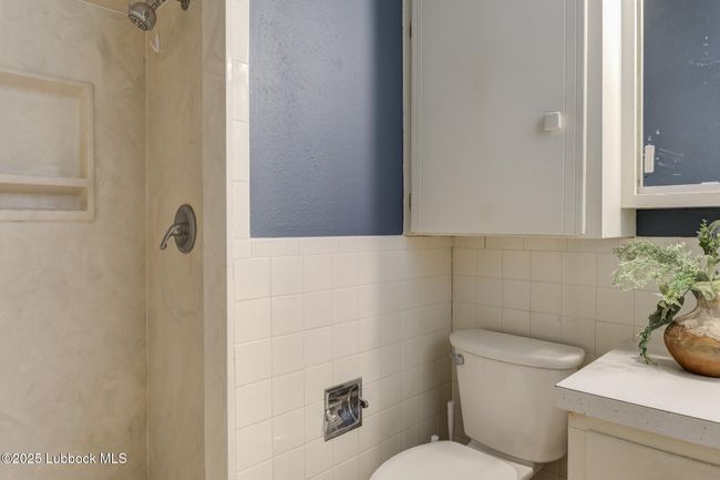 1205 Garland St, House other with 4 bedrooms, 3 bathrooms and null parking in Plainview TX | Image 28