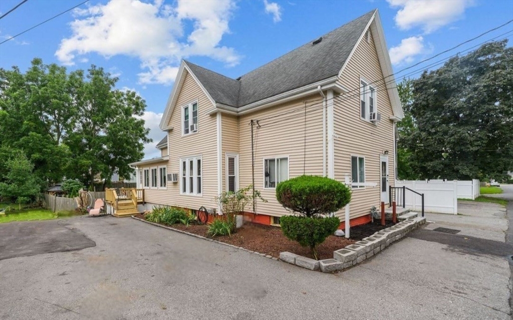 Glen Ave, Brockton, MA 02301