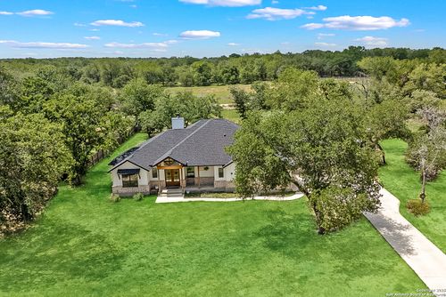 156 Cibolo Ridge Dr, La Vernia, TX, 78121-5883 | Card Image