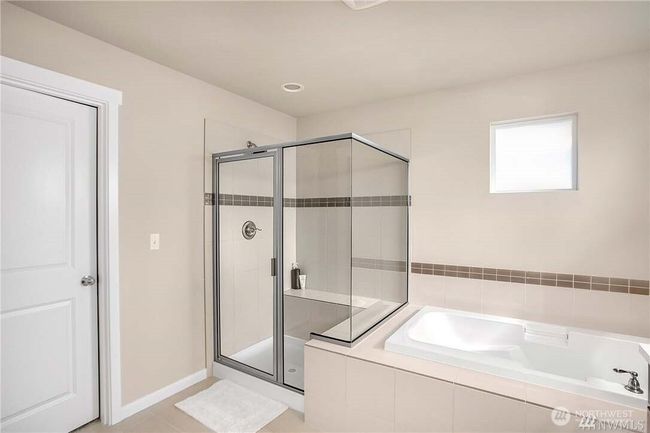 Home is being rented unfurnished. | Image 9