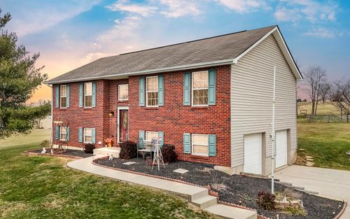 1132 Rocky Springs Rd, Cynthiana, KY, 41031-5395 | Card Image