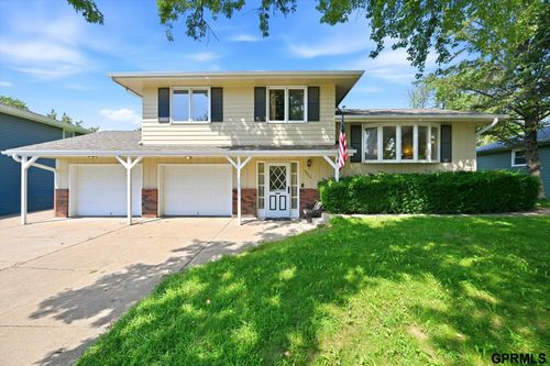 9506 Sprague St, Omaha, NE, 68134-3841 | Card Image
