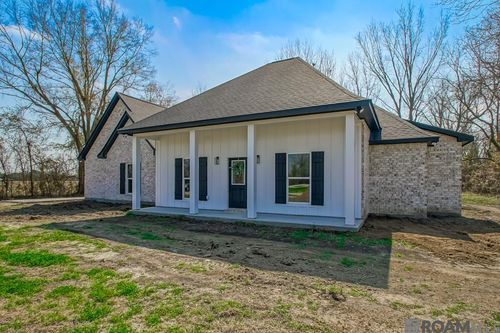 1582 Lamotte Ln, Port Allen, LA, 70767-6222 | Card Image