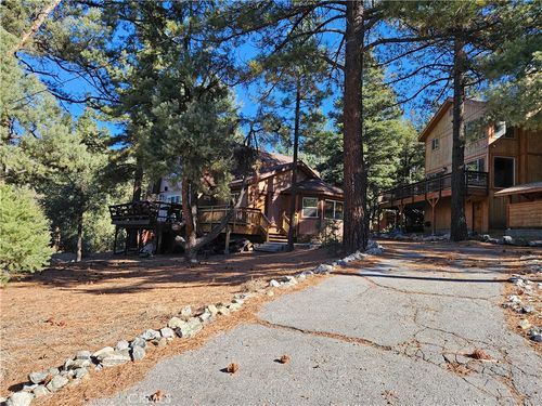 15405 Acacia Way, Pine Mountain Club, CA, 93222-4059 | Card Image