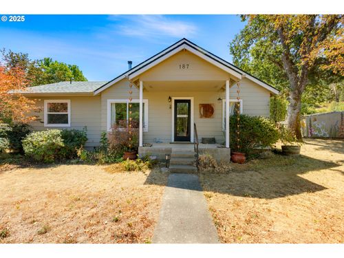 187 Hackett Ln, Riddle, OR, 97469-9787 | Card Image