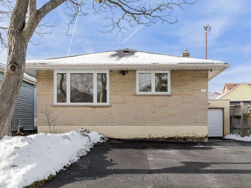 upper-708 Carnegie Ave, Oshawa, ON, L1G4R6 | Card Image