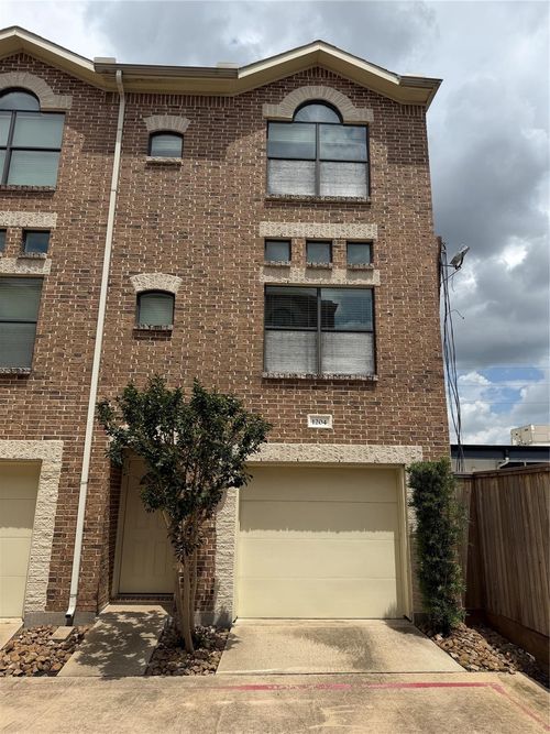 1204-8715 Meadowcroft Dr, Houston, TX, 77063-5020 | Card Image