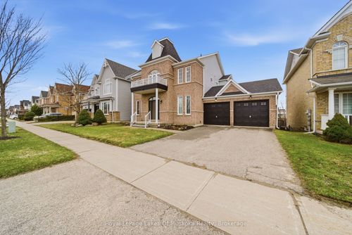 76 Succession Cres, Barrie, ON, L4M7G5 | Card Image