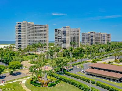 207 - 380 Seaview Court, Condo with 2 bedrooms, 2 bathrooms and null parking in Marco Island FL | Image 1