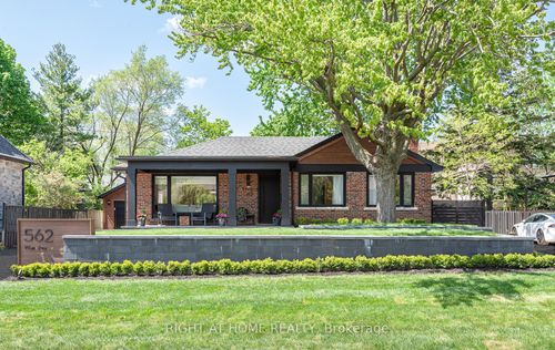 562 Weir Ave, Oakville, ON, L6L4X4 | Card Image