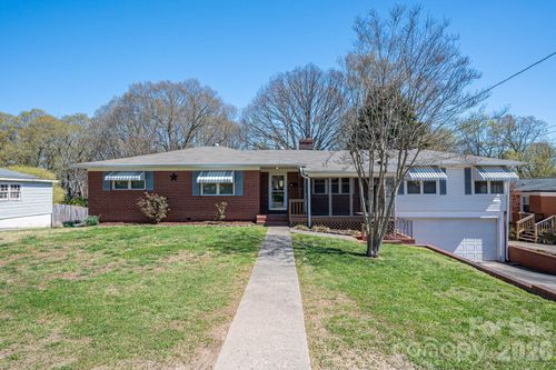 608 State St, Lincolnton, NC, 28092-3047 | Card Image