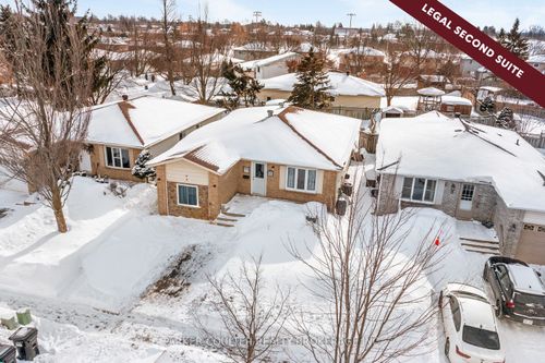 3 Hickling Trail, Barrie, ON, L4M5W1 | Card Image