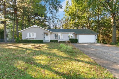 540 E School St, Kent, OH, 44240-4579 | Card Image