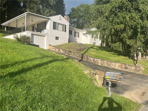 210 Church Ln, Pittsburgh, PA, 15238-1011 | Card Image