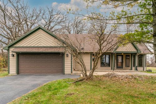 14718 Marengo Rd, Union, IL, 60180-9620 | Card Image