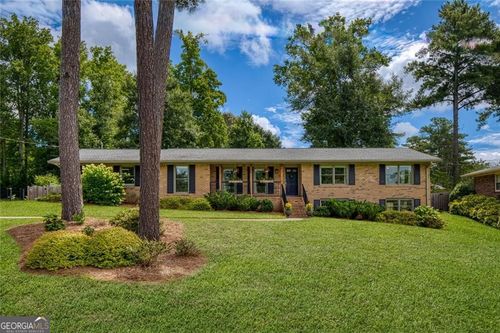 3847 Cloudland Dr Se, Smyrna, GA, 30082-3212 | Card Image