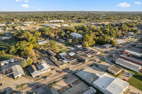 1414 N Jefferson Ave, Mount Pleasant, TX, 75455-2451 | Card Image