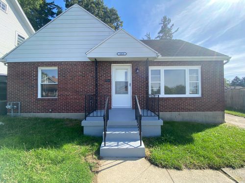 1018 Pine St, Springfield, OH, 45505-3249 | Card Image