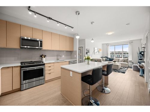 c504-8150 207 Street, Langley, BC, V2Y4J4 | Card Image