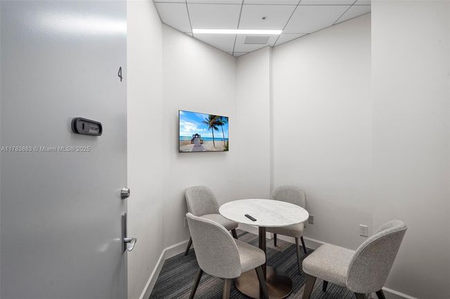 APT-2611 - 888 Brickell Key Dr, Condo with 2 bedrooms, 3 bathrooms and null parking in Miami FL | Image 43