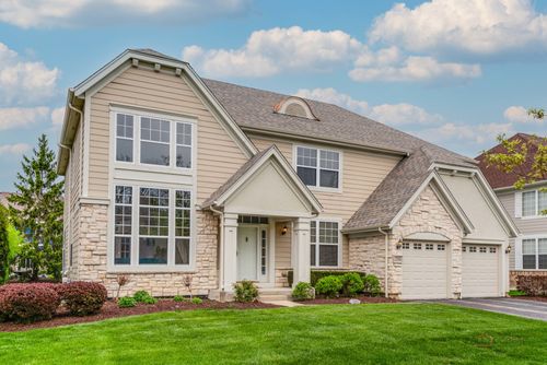 258 Colonial Drive, Vernon Hills, IL, 60061 | Card Image