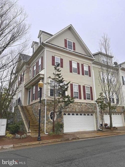 5060 Kilburn St, ALEXANDRIA, VA, 22304-7766 | Card Image